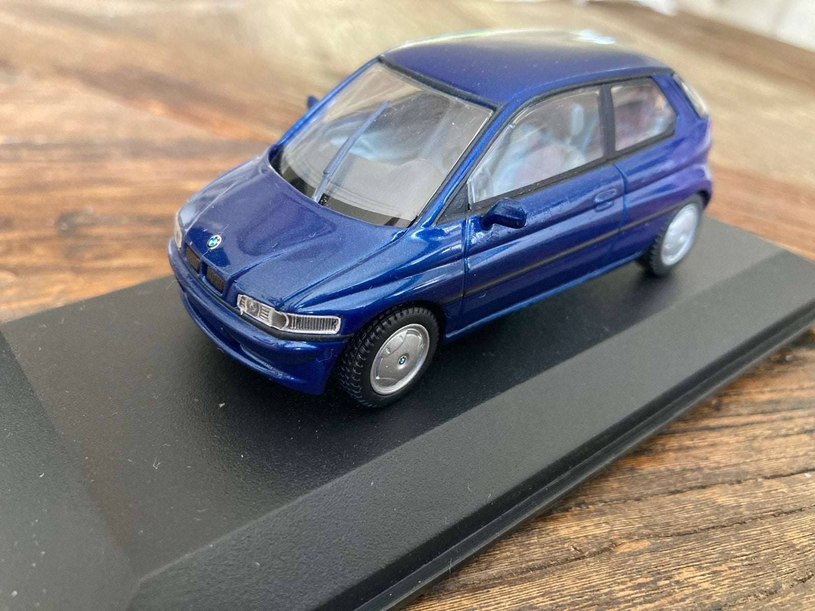 BMW E1 Minichamps 1/43 - Nieuw in originele verpakking, Ophalen of Verzenden, Nieuw, Auto, MiniChamps