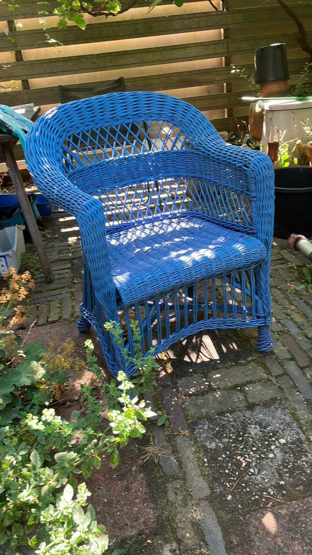 Set van 2 rieten stoelen : romantiek in riet, Huis en Inrichting, Stoelen, Ophalen, Gebruikt, Blauw, Riet of Rotan