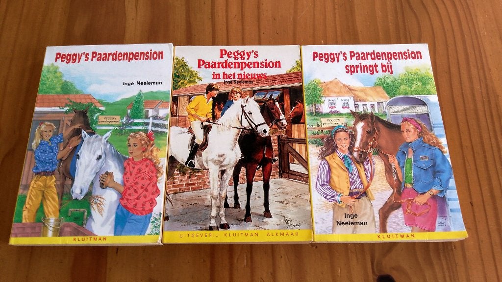 Inge Neelman, Peggy's Paardepension (3x), Ophalen of Verzenden, Zo goed als nieuw, Inge Neelman