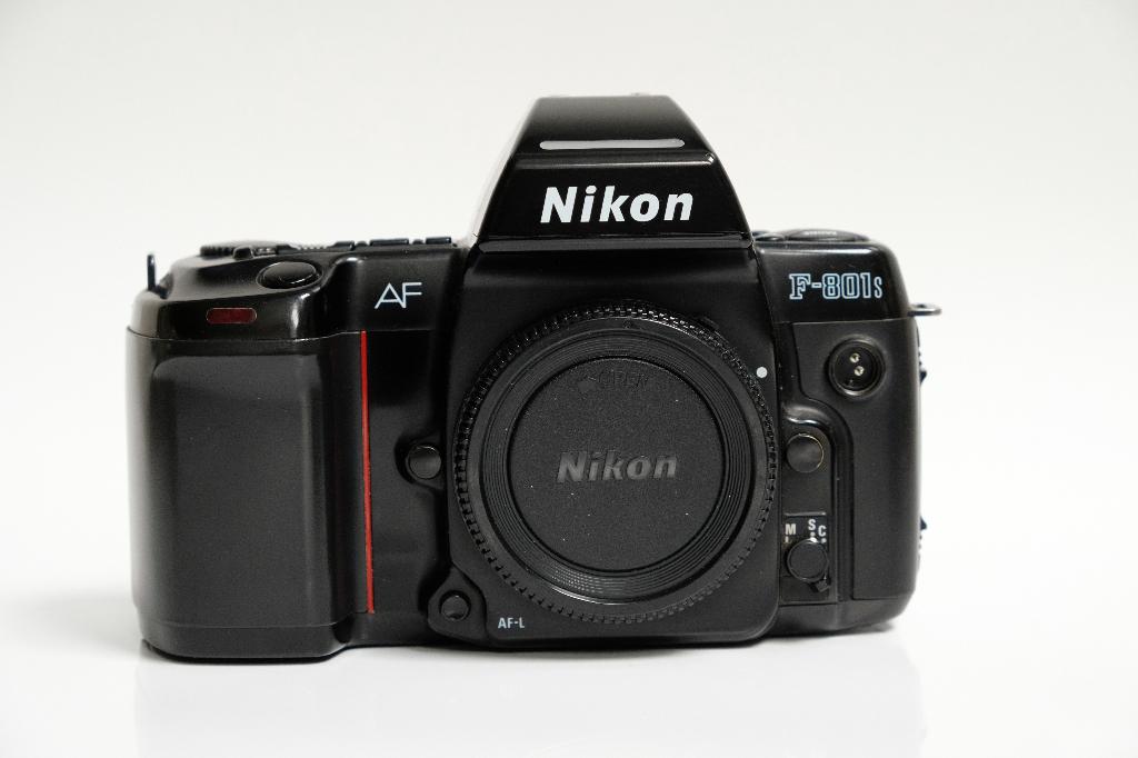 Nikon F-801s body analoog, Ophalen of Verzenden, Gebruikt, Spiegelreflex, Nikon