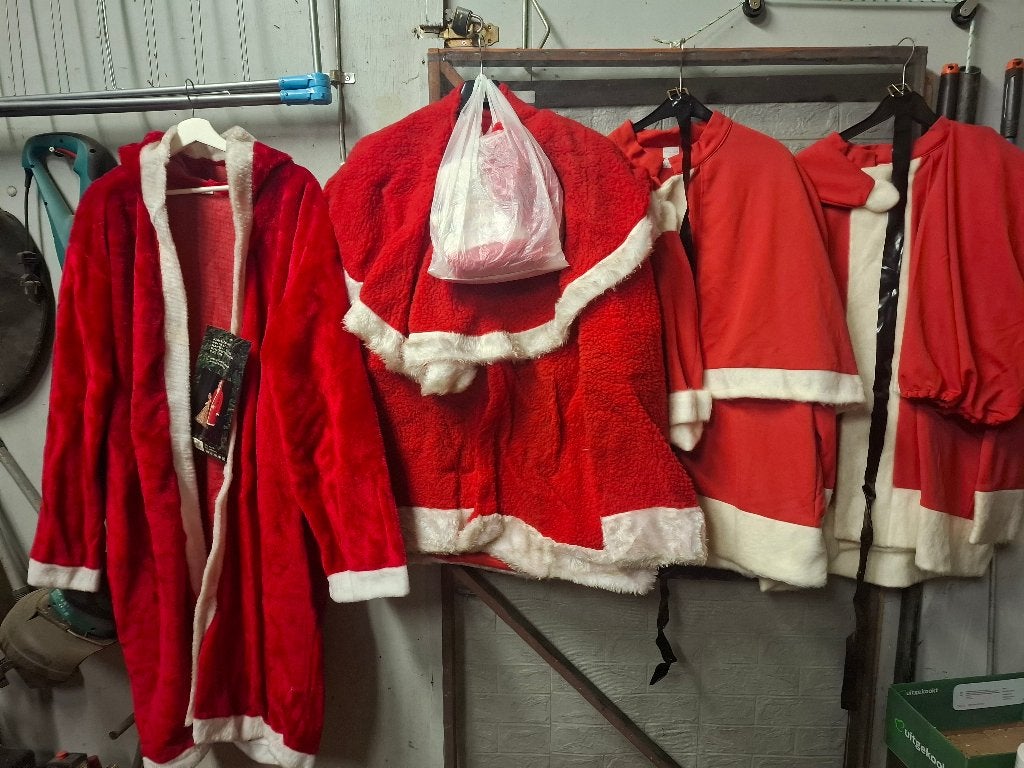 kerstman pakken, Ophalen of Verzenden, Zo goed als nieuw