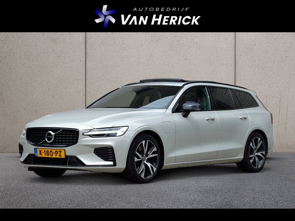 Volvo V60 2.0 T6 Recharge AWD R-Design | Panoramadak | Winte, Auto's, Volvo, Bedrijf, Te koop, V60, 4x4, ABS, Achteruitrijcamera