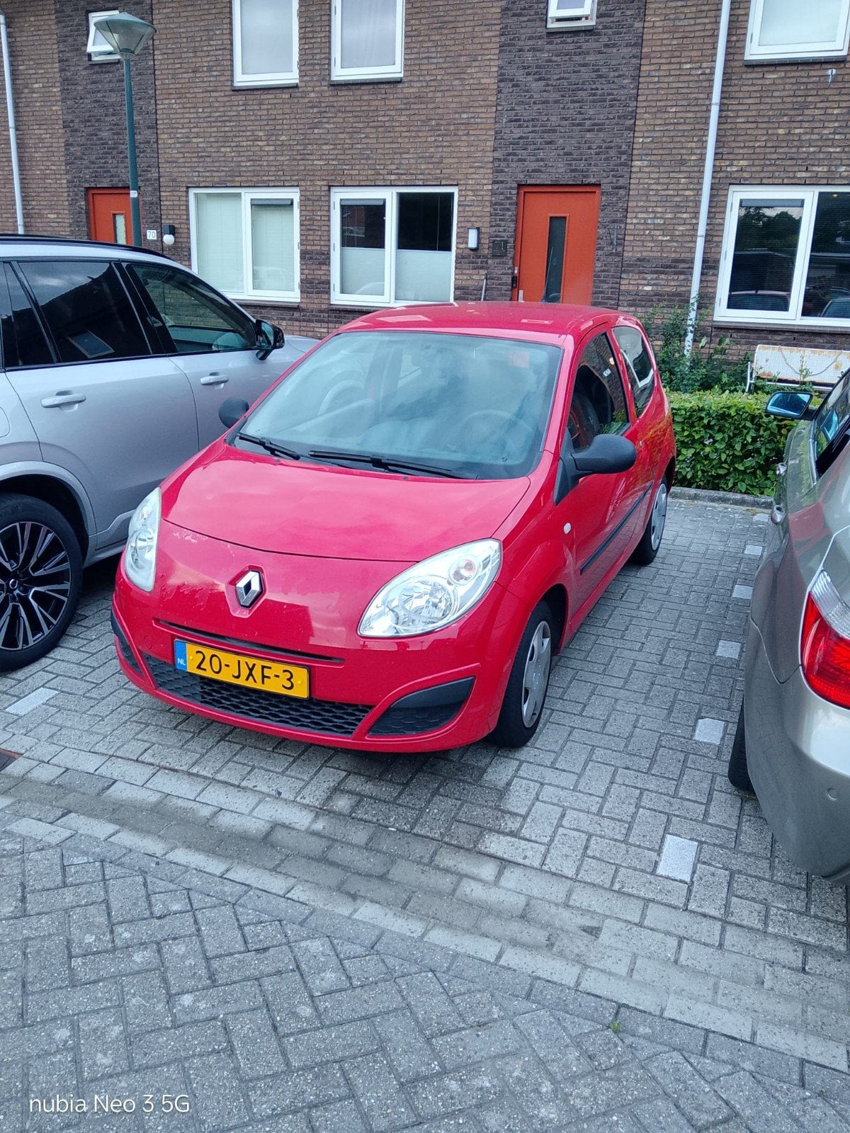 Renault Twingo 1.1 2009 Rood, Auto's, Renault, Voorwielaandrijving, Twingo, 31 €/maand, 4 cilinders