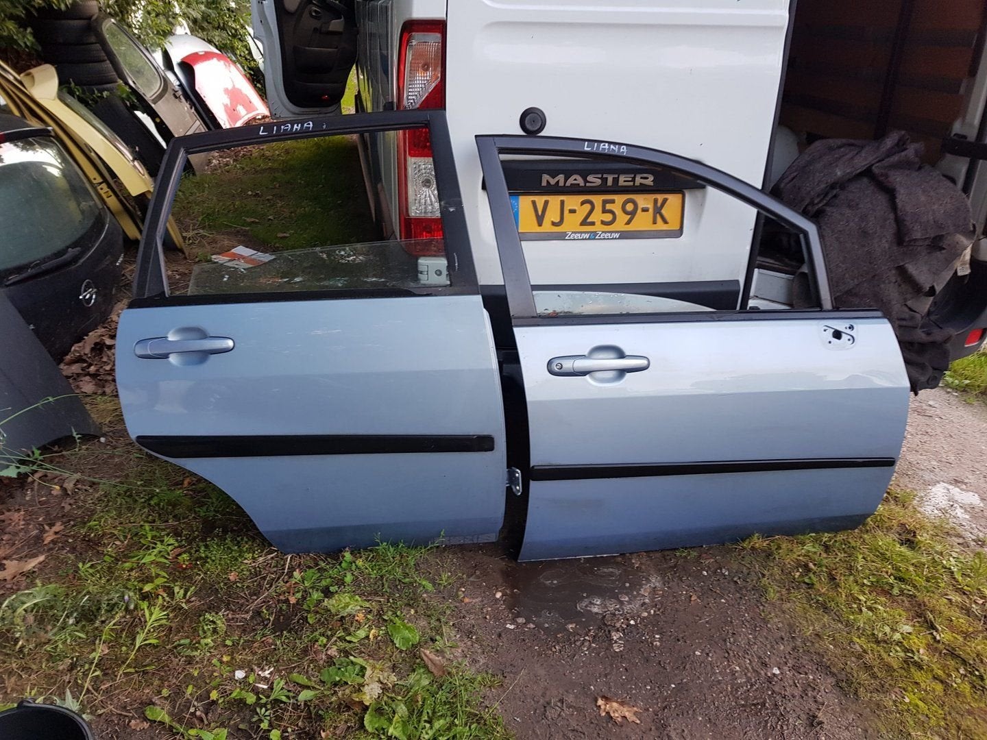 SUZUKI LIANA PORTIEREN RV+RA BJ 2006, Auto-onderdelen, Gebruikt, -, Deur, -