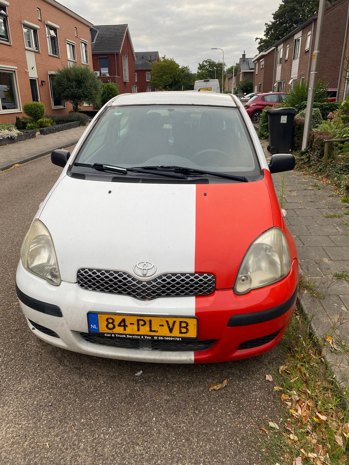 Toyota Yaris 1.0 16V Vvti 3DR 2004 Wit, 31 €/maand, 4 cilinders, 400 kg, Origineel Nederlands