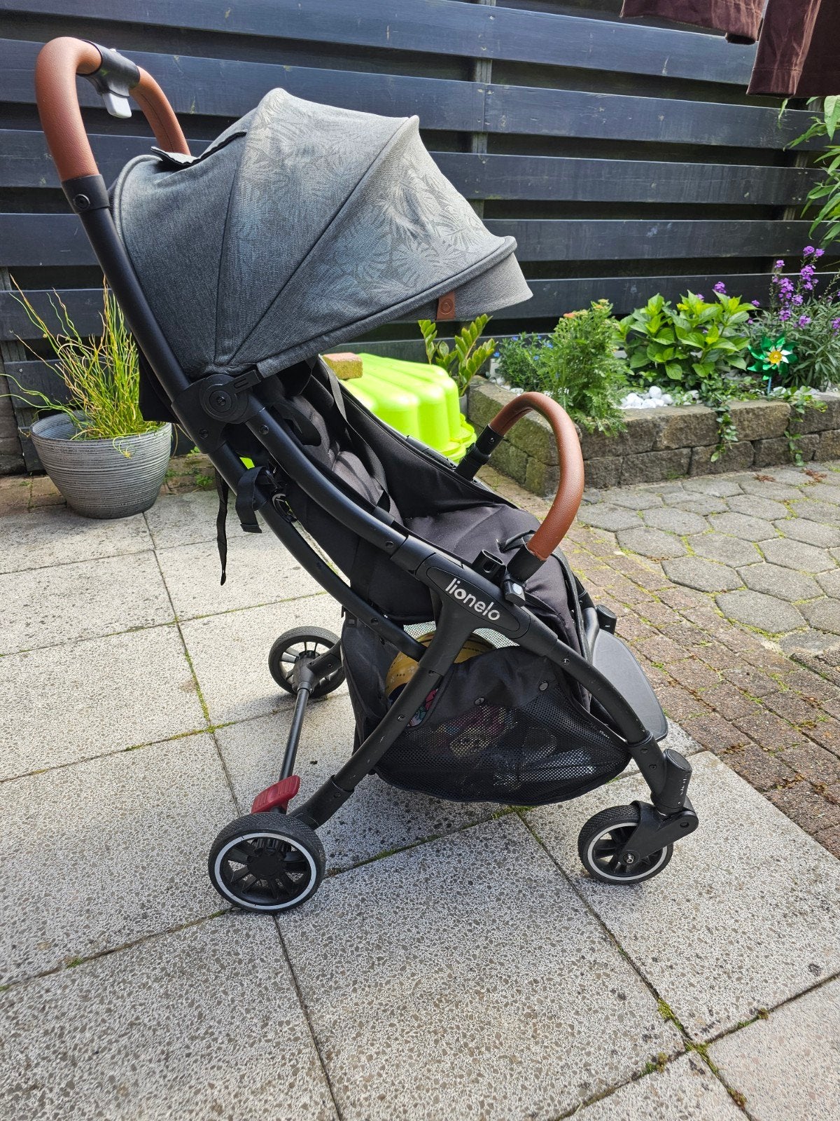 Lionelo buggy, Kinderen en Baby's, Buggy's, Ophalen, Gebruikt, Overige merken, Verstelbare rugleuning