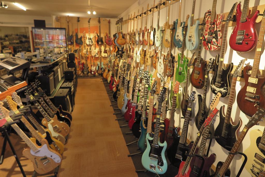 Tools 4 Tones Muziek