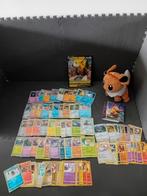 Pokemon - 450 pokemon kaarten en Eevee knuffel, Ophalen of Verzenden, Meerdere kaarten, Foil
