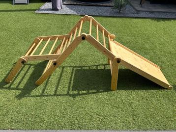 Opvouwbaar binnen/buiten klimrek beschikbaar voor biedingen