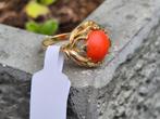 Prachtige 14 karaat gouden ring bloedkoraal – uniek stuk!, Gebruikt, Ophalen of Verzenden, 17 tot 18, Dame of Heer