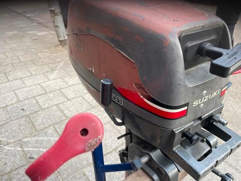 Suzuki dt 4 buitenboordmotor 4 pk, Watersport en Boten, Buiten- en Binnenboordmotoren, Gebruikt, Benzine, Buitenboordmotor, Minder dan 5 pk