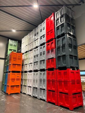 VOLUME EN KLEURWISSEL KORTING NIEUWE PALLETBOXEN beschikbaar voor biedingen