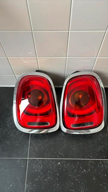 Mini achterlichten beschikbaar voor biedingen