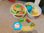 Flexibele racebanen met 2 auto's, een keerpunt, tunnels etc., Ophalen of Verzenden, Zo goed als nieuw, Elektrisch, Hot Wheels