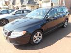 Volvo V70 2.0 D3 163PK Momentum TREKHAAK+LEER+XENON, Euro 5, Gebruikt, 179 €/maand, 1984 cc