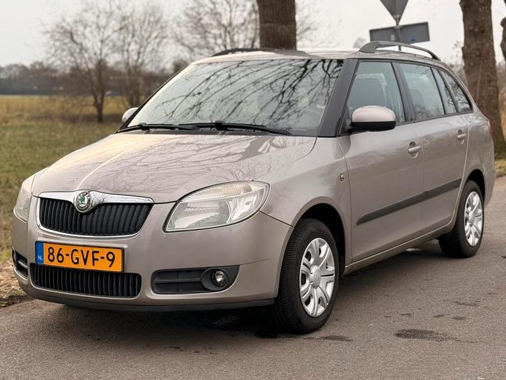 Skoda Fabia 1.4 16V 63KW Combi 2008, Auto's, Skoda, Particulier, Fabia, Benzine, D, Stationwagon, Handgeschakeld, Origineel Nederlands
