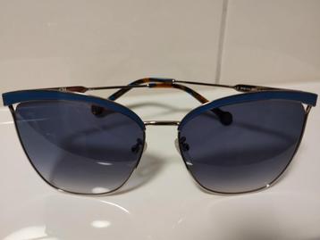 Carolina Herrera dames zonnebril model SHE151 beschikbaar voor biedingen