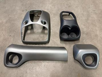Dashboard delen Peugeot 108 - Citroën C1 - Toyota Aygo beschikbaar voor biedingen