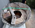 Handgemaakte Hottub - 5 persoons, Ophalen, Gebruikt, Pomp, Vast