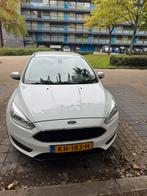 Ford Focus 1.0 Ecoboost 74KW 5D 2016 Wit, Auto's, Ford, 65 €/maand, 635 kg, 100 pk, Wit