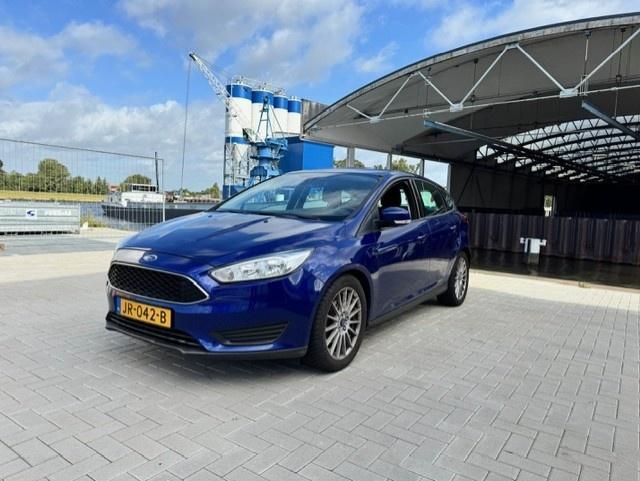 Ford Focus 1.0 Trend NWE MOTOR NWE APK ZEER NETJES, Auto's, Ford, Bedrijf, Focus, ABS, Airbags, Airconditioning, Boordcomputer