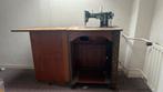 Necchi trap naaimachine, Ophalen, Met deur(en), Gebruikt, 25 tot 50 cm