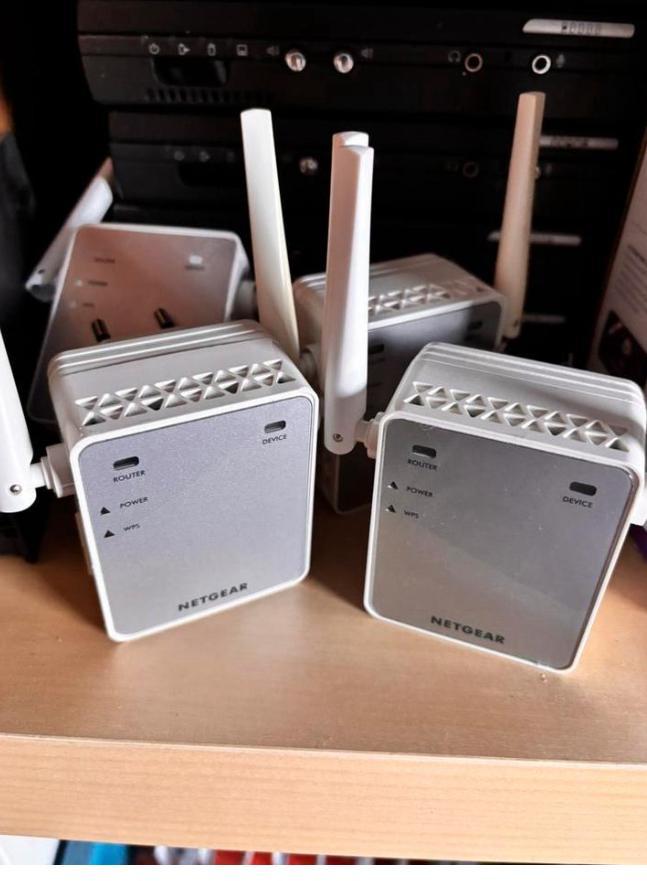 Wifi netwerk Wifi extenders 4 stuks Netgear EX3700, Computers en Software, WiFi-versterkers, Zo goed als nieuw, Ophalen of Verzenden