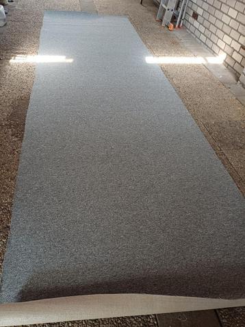 Nieuwe vloerbedekking, tapijt 150x490, licht grijs beschikbaar voor biedingen