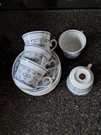 Saksisch blauw,  Royal Bavaria, koffie-kopjes en schotels., Ophalen of Verzenden, Zo goed als nieuw, Overige stijlen, Kop(pen) en/of Schotel(s)