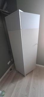 Nette kledingkast, Ophalen, Zo goed als nieuw, 25 tot 50 cm, 150 tot 200 cm