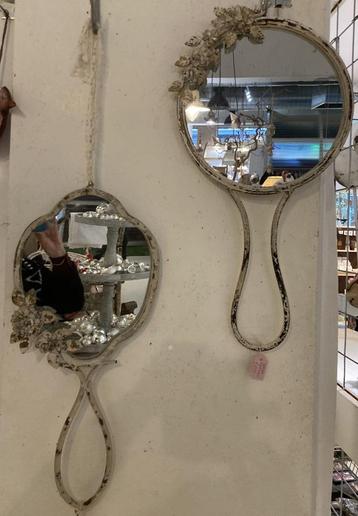 2x Brocante spiegels in metalen frame / Nieuw van Clayre&Eef beschikbaar voor biedingen