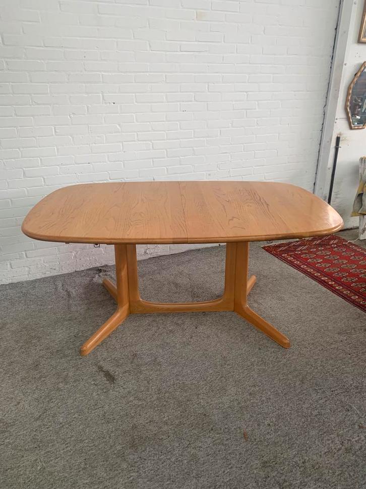 Tafel Niels Moller Gudme uitschuifbare eettafel jaren 60, Huis en Inrichting, Tafels | Eettafels, Ophalen of Verzenden
