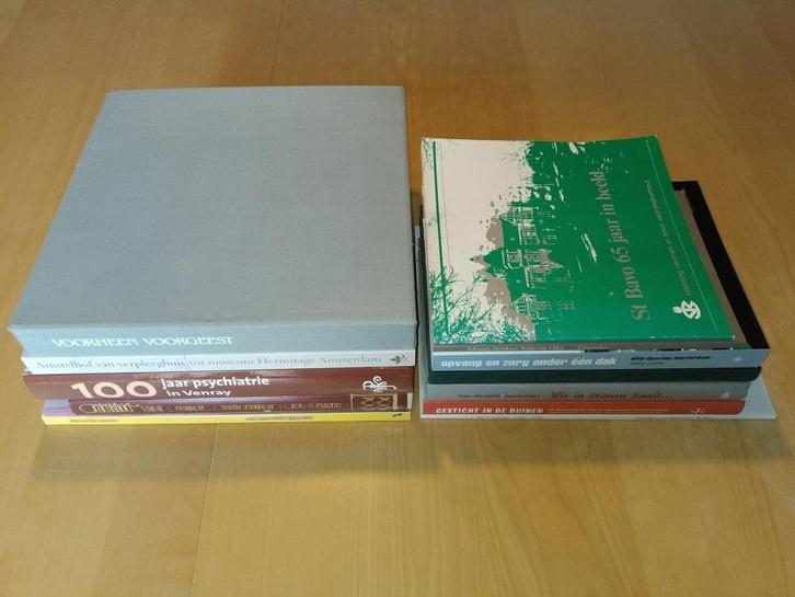 Diverse gedenk- en jubileumboeken GGZ/Care (ook per stuk), Boeken, Politiek en Maatschappij, Nederland, Ophalen