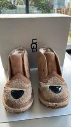 UGG wild leather ankle boots. Size 30, Kinderen en Baby's, Babykleding | Schoentjes en Sokjes, Gebruikt, UGG, Jongetje of Meisje