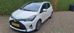 Toyota yaris 1.3  5 DRS 2015, Auto's, Voorwielaandrijving, Stof, Handgeschakeld, Particulier