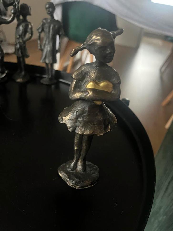 Corry Ammerlaan - Sophietje met Hart, Antiek en Kunst, Kunst | Beelden en Houtsnijwerken, Ophalen