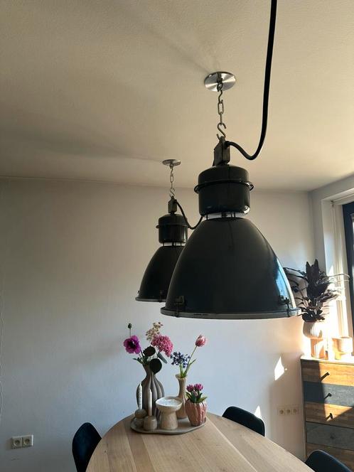 Philips fabriekslamp led industriële hanglamp, Huis en Inrichting, Lampen | Hanglampen, Zo goed als nieuw, 50 tot 75 cm, Metaal