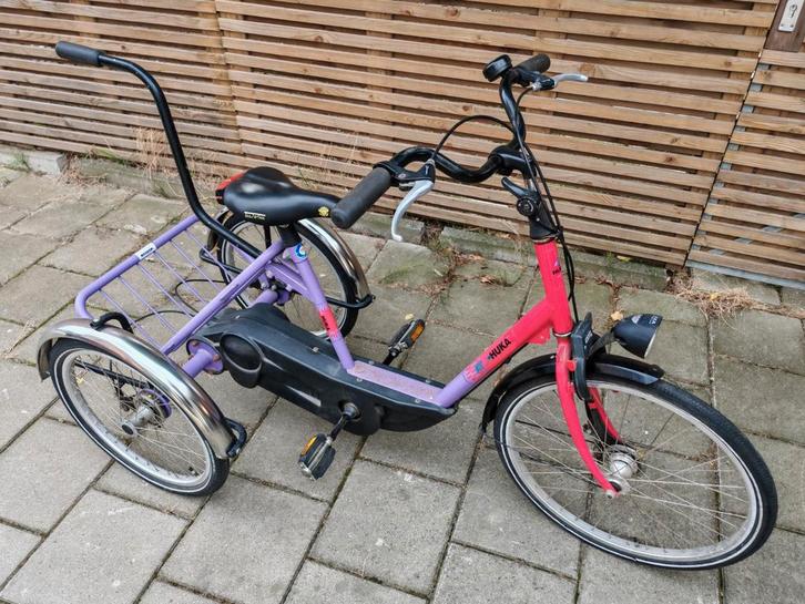 Aangepaste Huka Driewieler met Duwstang, Fietsen en Brommers, Fietsen | Driewielers, Gebruikt, Duwstang, Verstelbare zitting, Ophalen