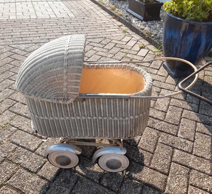 Oude poppen wagen, Antiek en Kunst, Antiek | Speelgoed, Ophalen of Verzenden