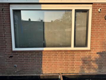 Kunststof kozijn incl draai/kiepraam 299 breed x 159 hoog beschikbaar voor biedingen