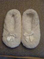 Te koop meisjes bed pantoffels maat 36/37, Ophalen of Verzenden, Meisje, Overige typen