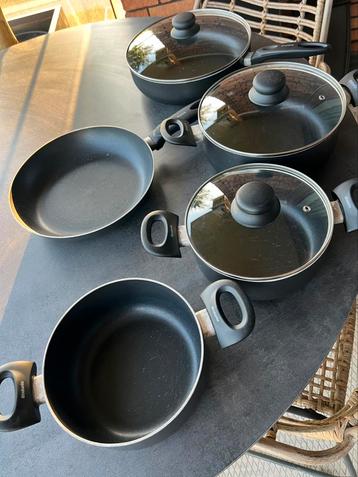 Brabantia kookpannen/hapjespan en koekenpan zwart*goede st beschikbaar voor biedingen