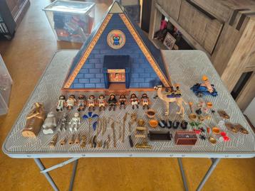 Playmobil Piramide met Figuren en Accessoires beschikbaar voor biedingen
