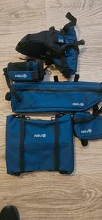 Agu bikepackingtassen blauw, Fietsen en Brommers, Fietsaccessoires | Fietstassen, Ophalen of Verzenden, Nieuw