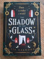 The Shadow in the Glass - Jja Harwood (Nieuw), Ophalen of Verzenden, Nieuw