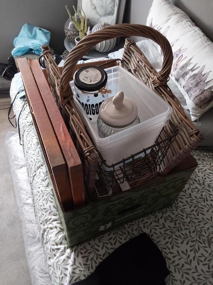 Doos vol met rommelmarkt spullen, Diversen, Rommelmarktspullen, Ophalen