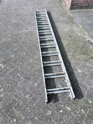 Ladder 2 x 12 treden