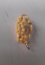Mooie oude vintage broche goud mimosa tak gemerkt, Overige materialen, 4 tot 7 cm, Gebruikt, Ophalen of Verzenden