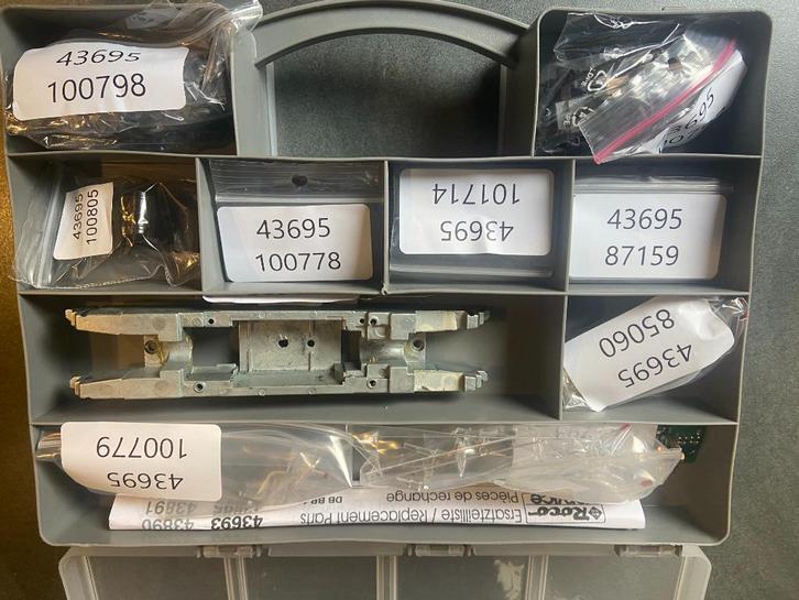 gebruikte onderdelen br 181 roco 43695 zie omschrijving, Hobby en Vrije tijd, Modeltreinen | H0, Gebruikt, Locomotief, Gelijkstroom