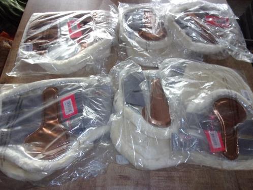 partij faux fur boots 4x pony rosegold silver beschermers, Dieren en Toebehoren, Paarden en Pony's | Beschermers, Nieuw, Rijden